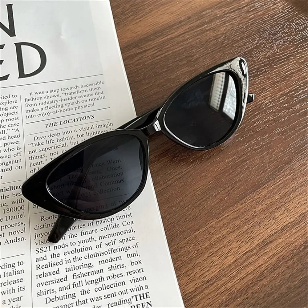 Vintage Cat Eye Sunglasses – Small Frame UV400 Retro Eyewear for Women - Image 11
