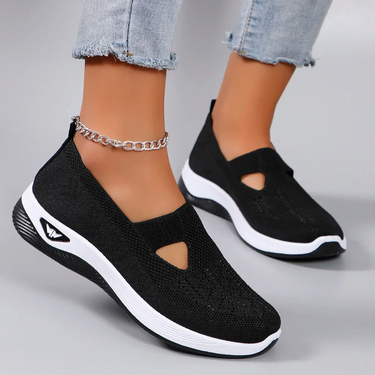 2025 Spring Women's Casual Shoes – Soft-Soled Breathable Sneakers for Middle-Aged & Elderly Moms - Image 7