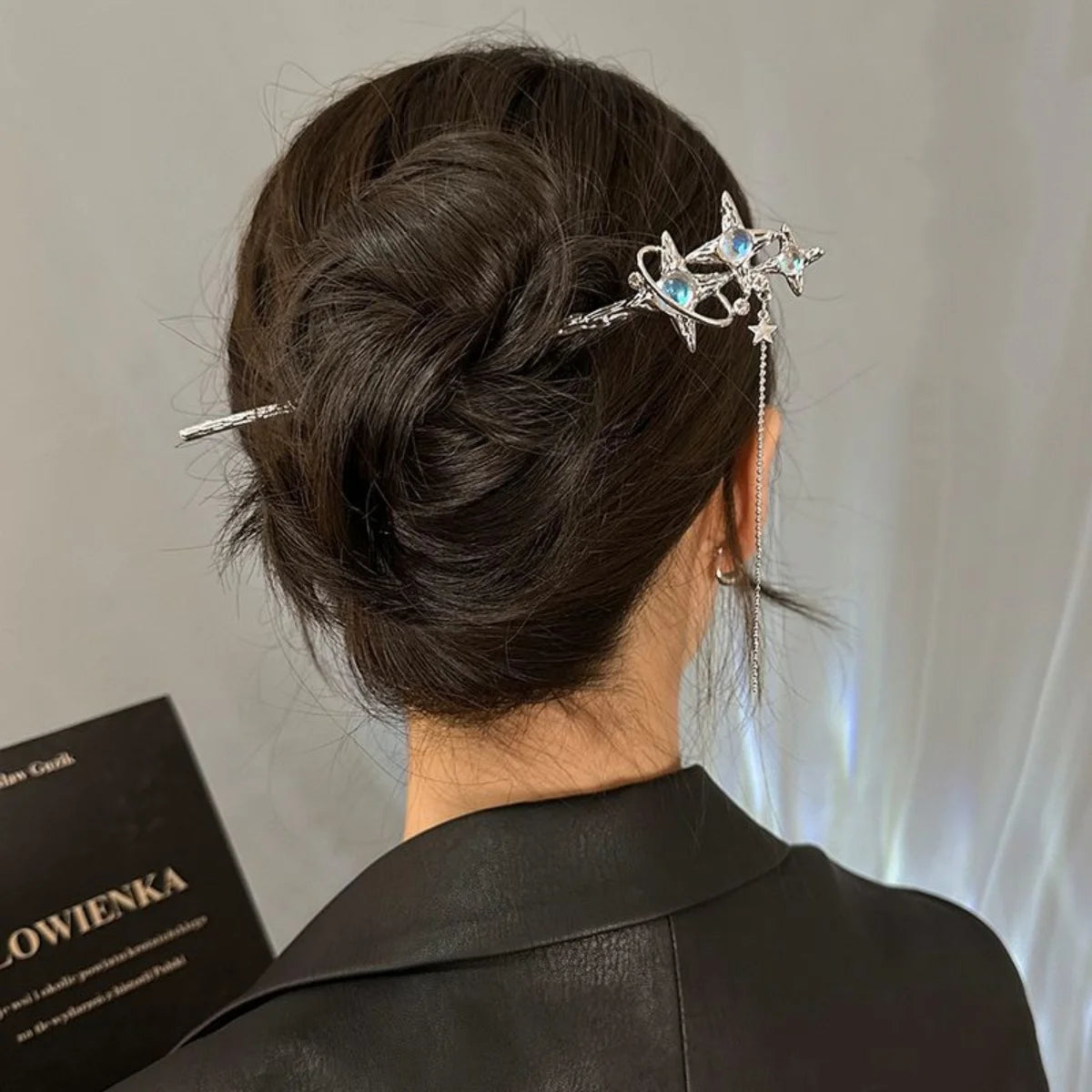 Light Luxury Glitter Hairpin – Elegant Geometric Moonstone Hair Stick for Women - Image 2